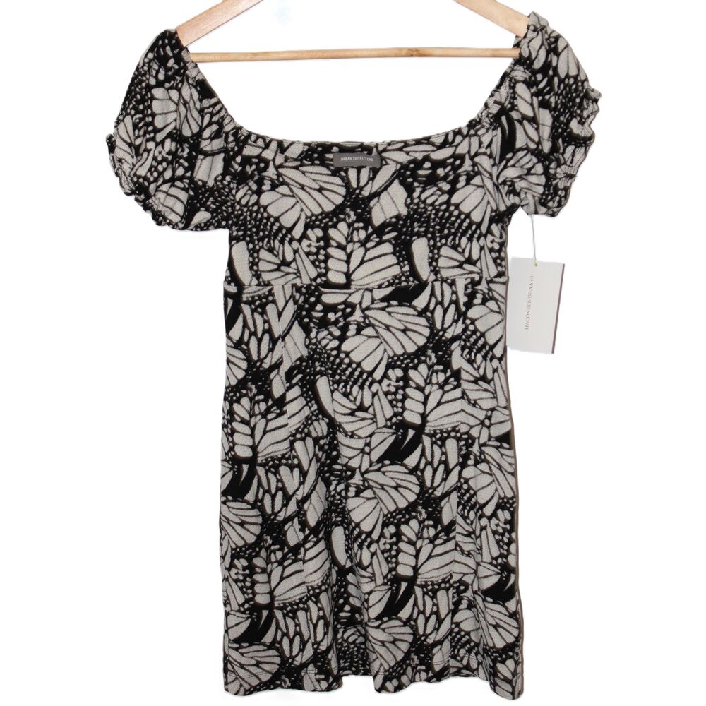 NWOT Womens Urban Outfitters Black White Floral Short Sleeve Mini Dress Size M